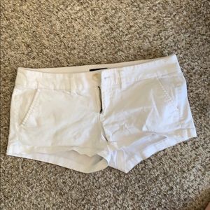 American Eagle white shorts